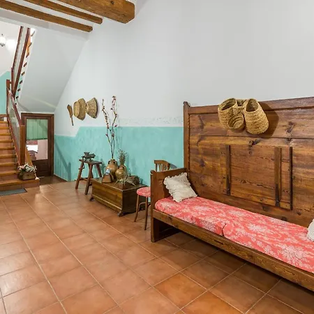 Casa Micolau בסייטה